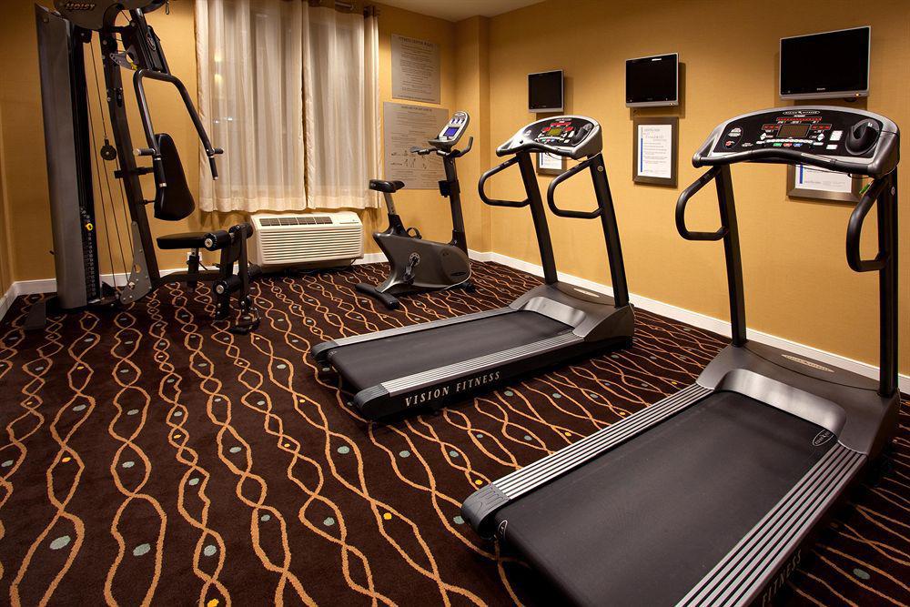 Holiday Inn Express Jacksonville Beach By Ihg Eksteriør billede