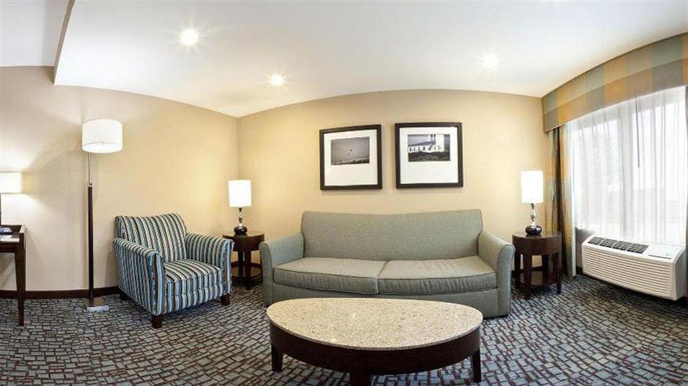 Holiday Inn Express Jacksonville Beach By Ihg Eksteriør billede