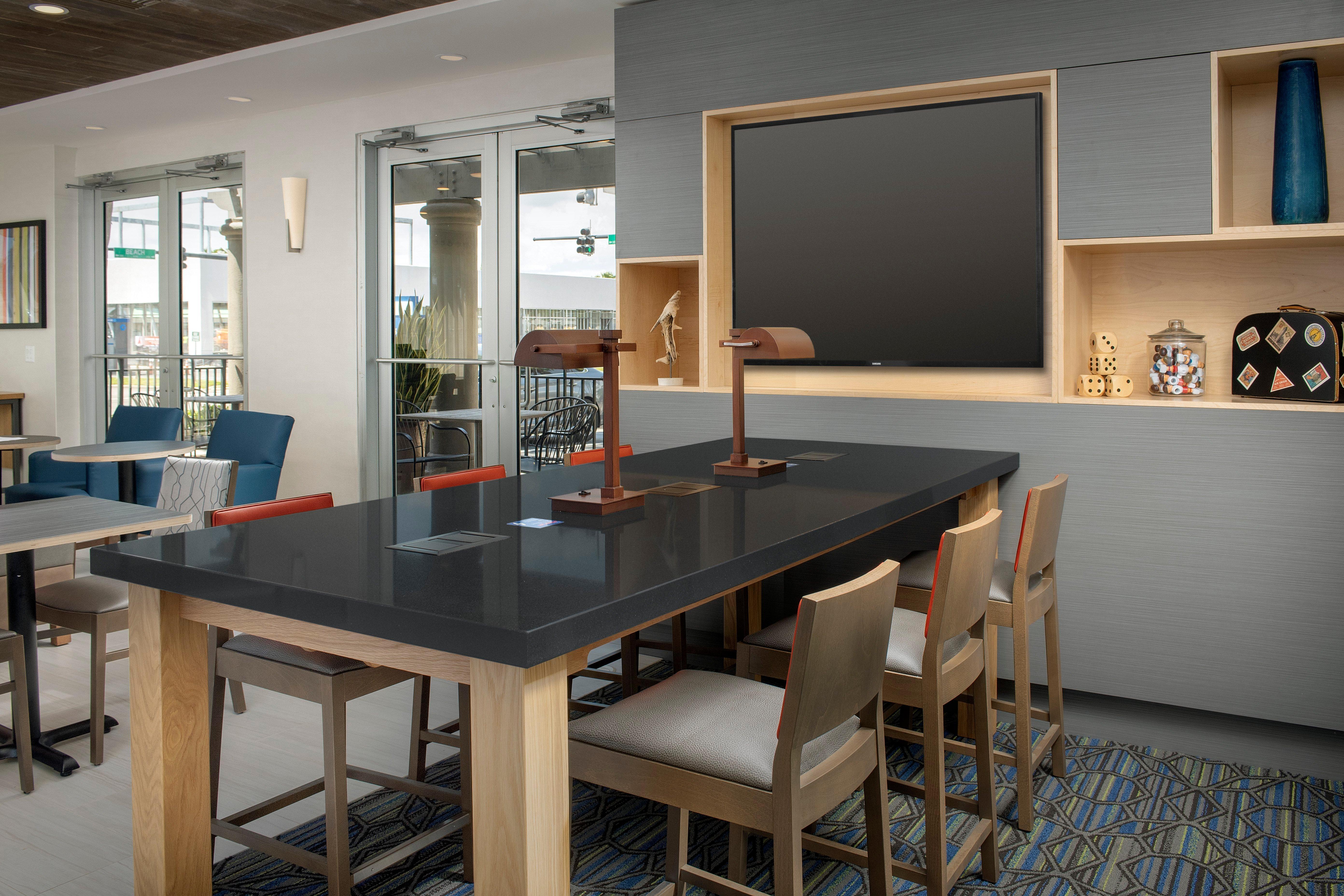 Holiday Inn Express Jacksonville Beach By Ihg Eksteriør billede