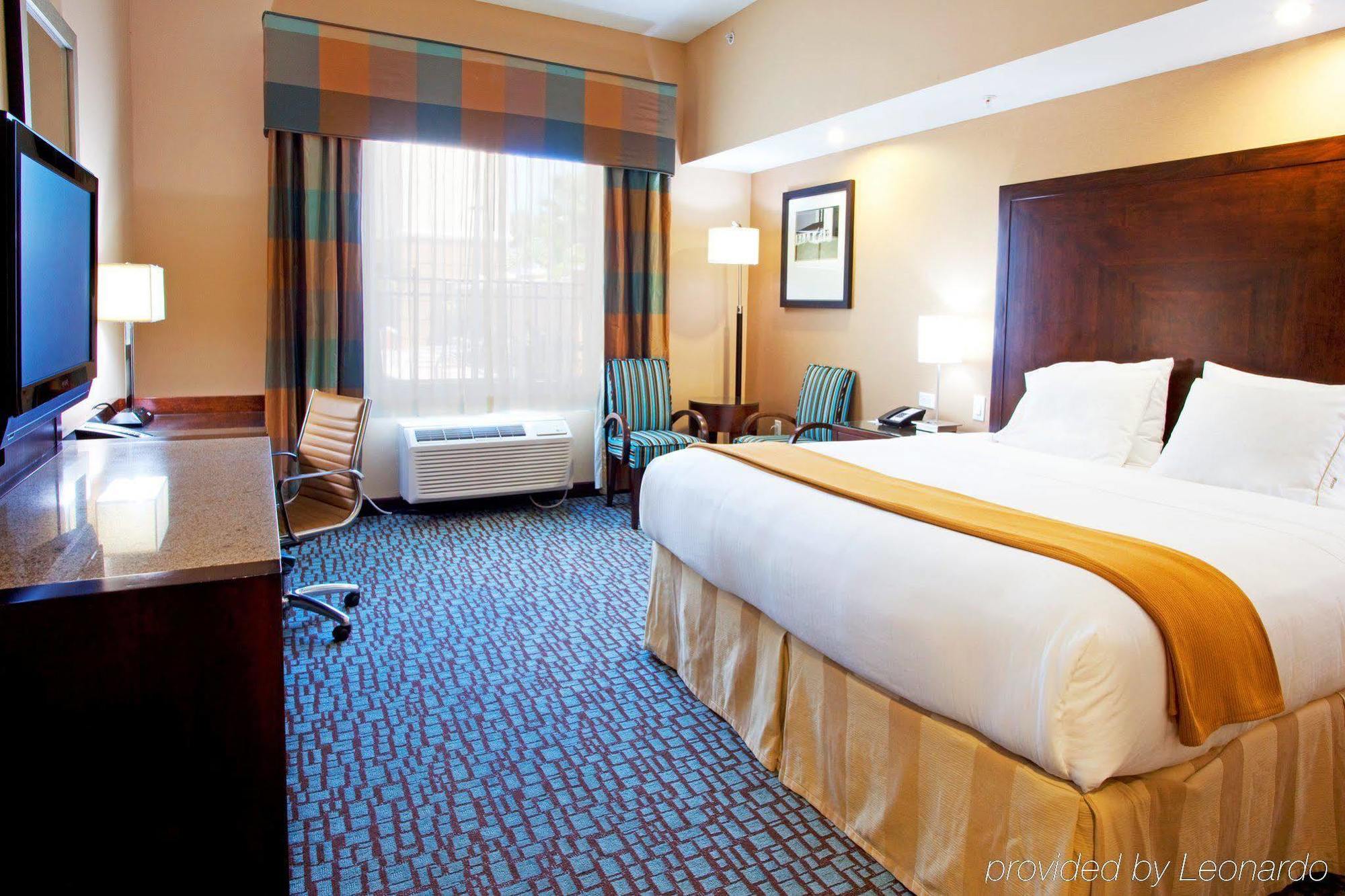 Holiday Inn Express Jacksonville Beach By Ihg Eksteriør billede